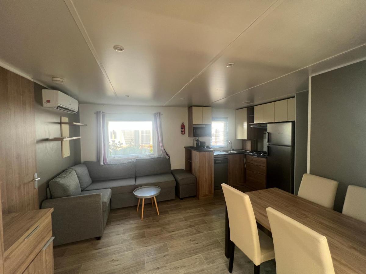 Mobilhome Camping 4 Etoiles Narbonne-Plage Bagian luar foto